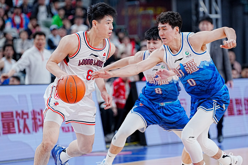 西班牙男篮横扫澳大利亚男篮，米尔萨普高光表现的简单介绍