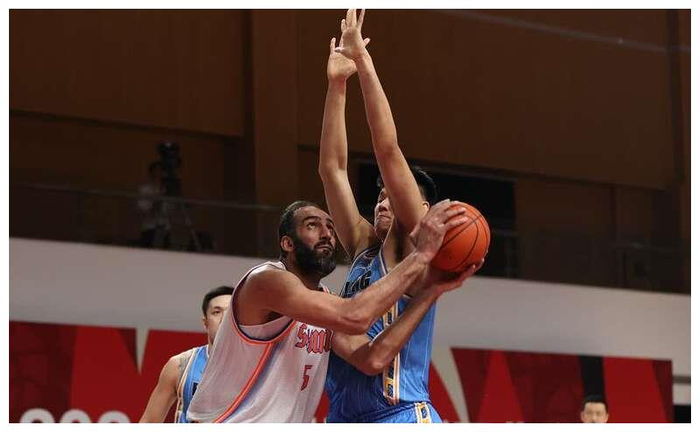 南韩男篮碾压雷霆，汉密尔顿关键制胜