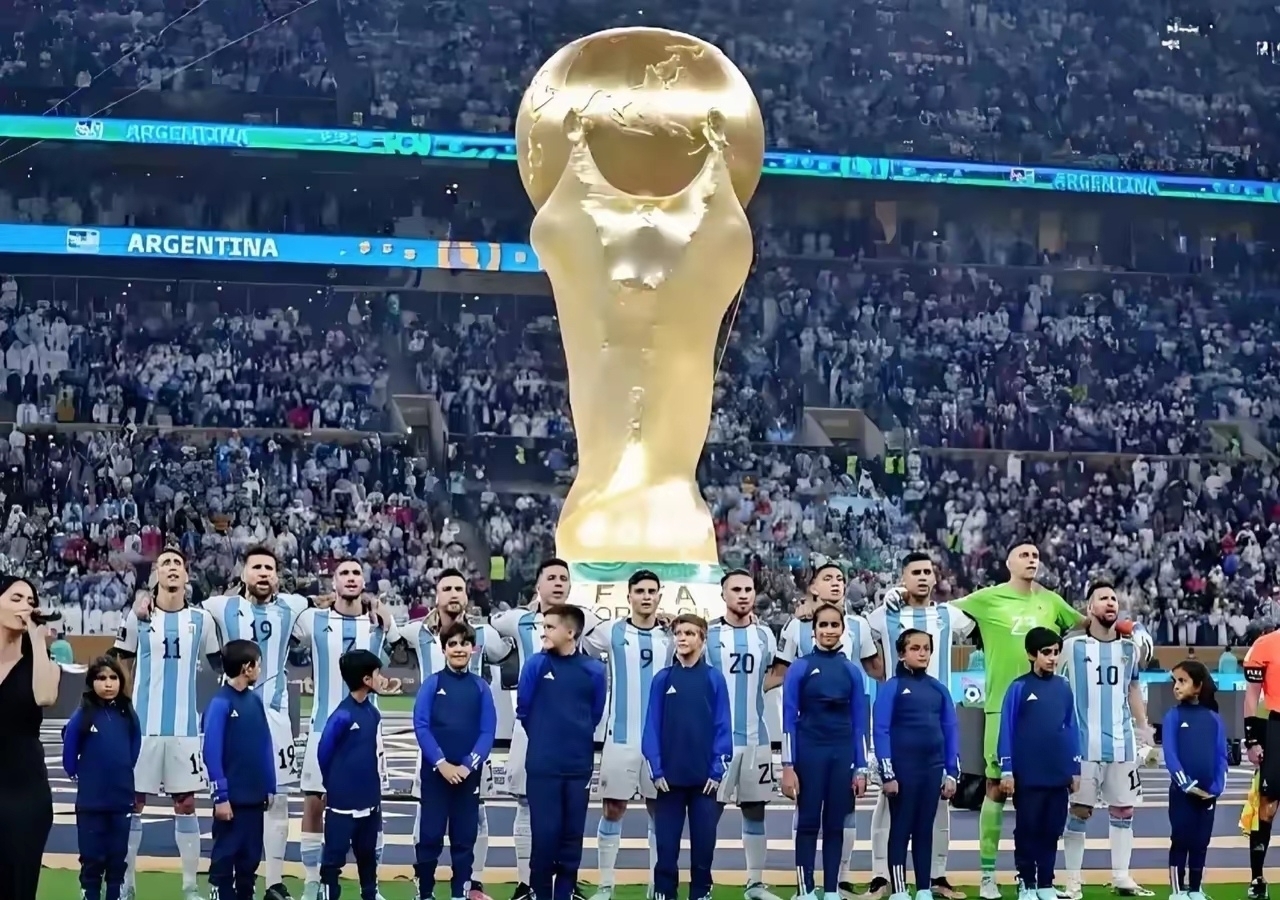 欧洲传统篮球联赛颁奖典礼举行，名星闪耀的简单介绍