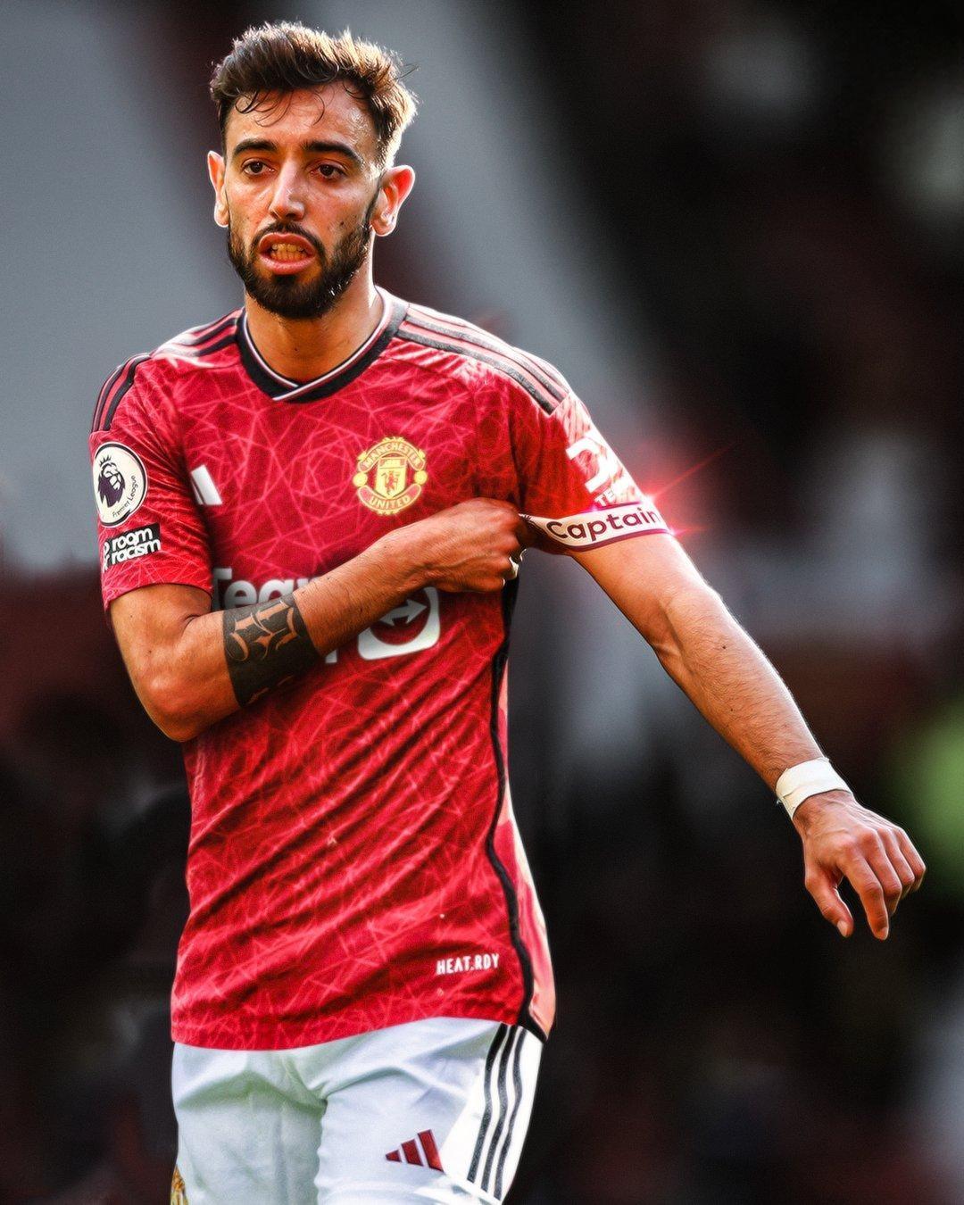 曼联团结拼搏,重建计划逐渐见成效 曼联团结拼搏,重建计划逐渐见成效