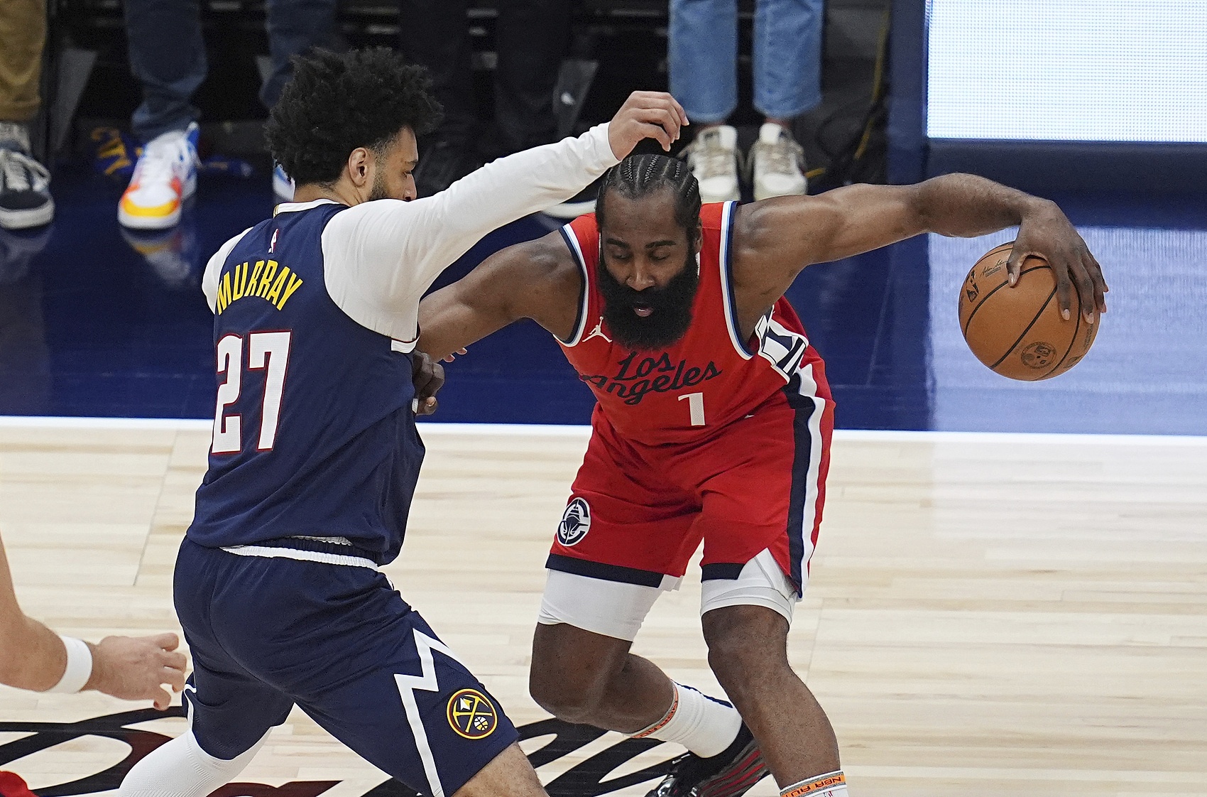 九游娱乐首页-快船战胜篮网，马刺不敌雄鹿