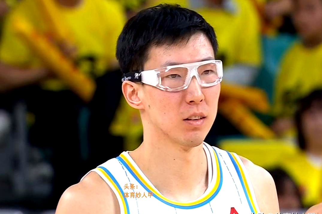 新疆队鏖战山西队,胡金秋刷新纪录的简单介绍 新疆队鏖战山西队,胡金秋刷新纪录的简单介绍