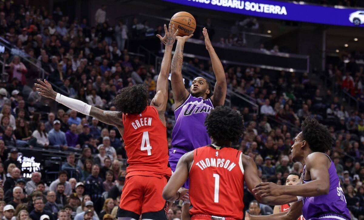 关于四川队险胜吉林队，范弗利特关键制胜的信息